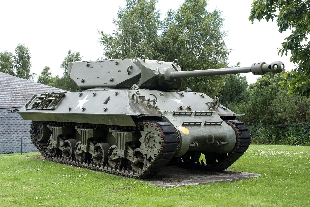 bastogne-tank